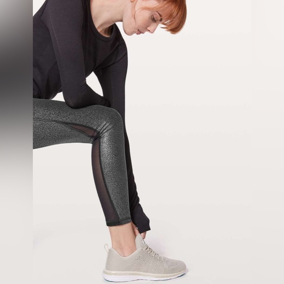 Lululemon Train Times 7/8 Pan: Luminosity Foil Print Black Silver / Black - Picture 2 of 11